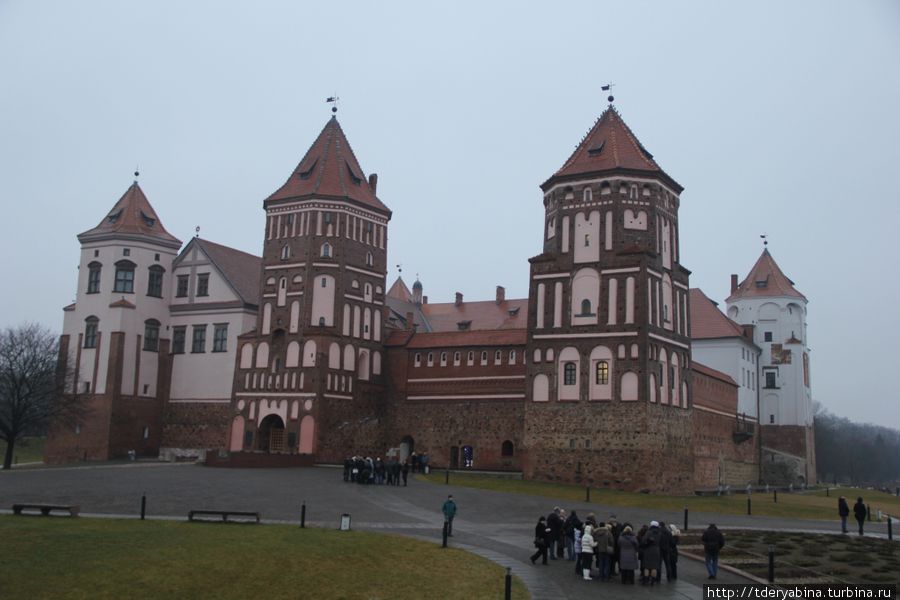 Мирский замок (основание 1522-1527 г.г.) Беларусь