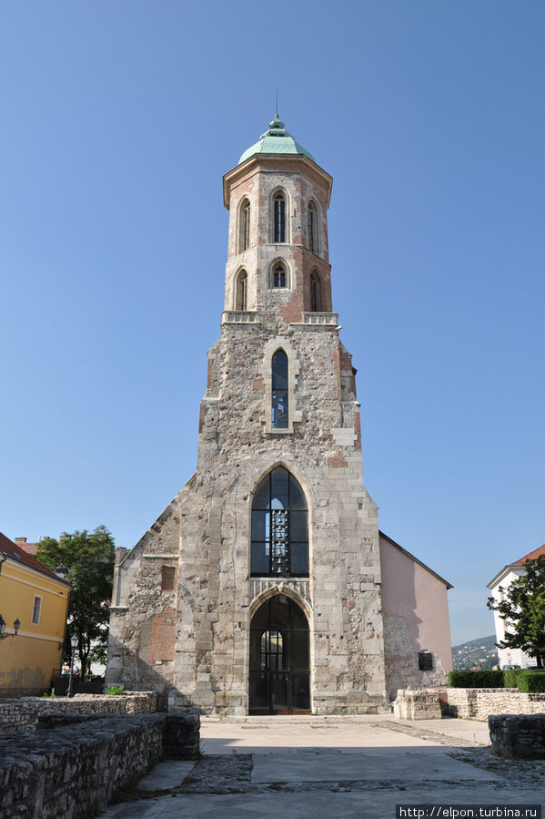 Колокольня церкви Марии Магдалины Будапешт, Венгрия