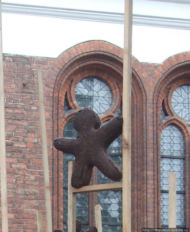 Хлебная скульптура Саймона Шидлаускаса Каунас, Литва