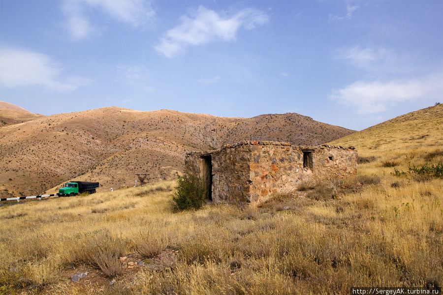 Где-то на перевале Нораванк Монастырь, Армения