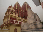 Храм Лакшми Нараян