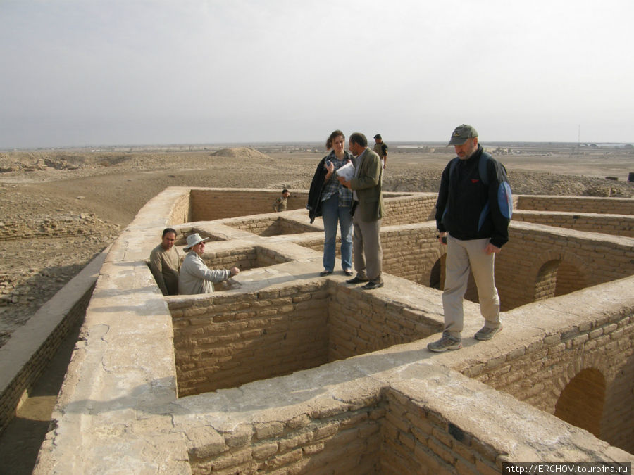 Дом Авраама Ур античный город, Ирак