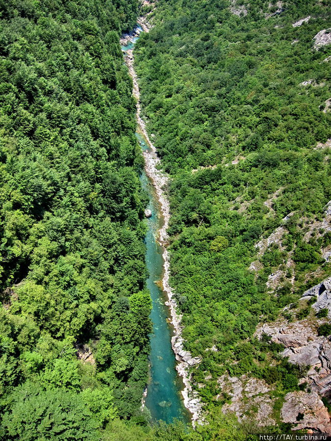 Вид с моста Жабляк, Черногория