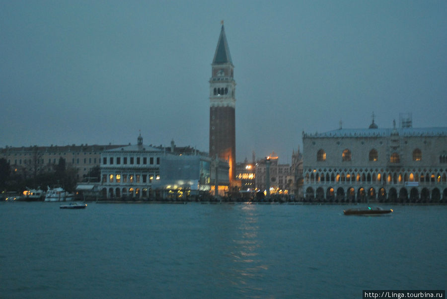 Путешествие по каналу делла Джудекка Венеция, Италия