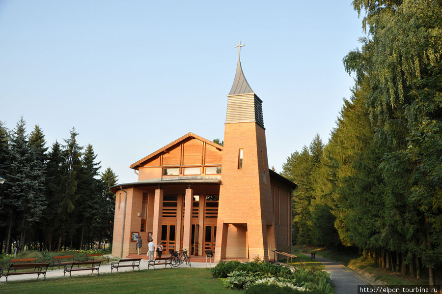 Новая католическая церковь в Залакароше Залакарош, Венгрия