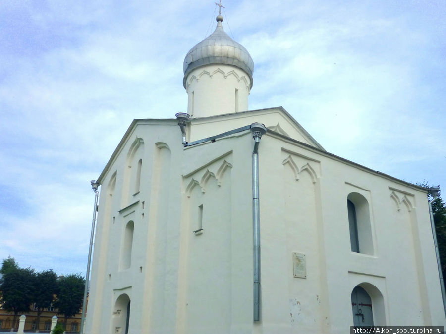 Прогулка по Ярославу Дворищу, с историей места Великий Новгород, Россия