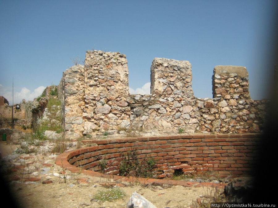 В этом бассейне, говорят, купалась Клеопатра. Алания, Турция