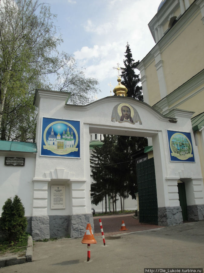 Выдубицкий монастырь, Киев 04.2011 Киев, Украина