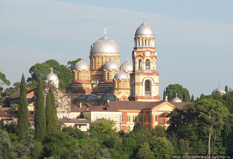 Новоафонский монастырь (фото из Википедии) Новый Афон, Абхазия
