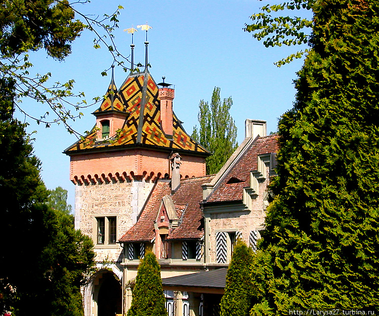Замок Оберхофен