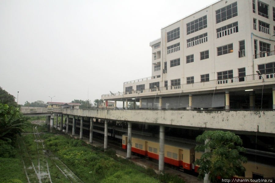 Железнодорожный вокзал в Мандалае Мандалай, Мьянма
