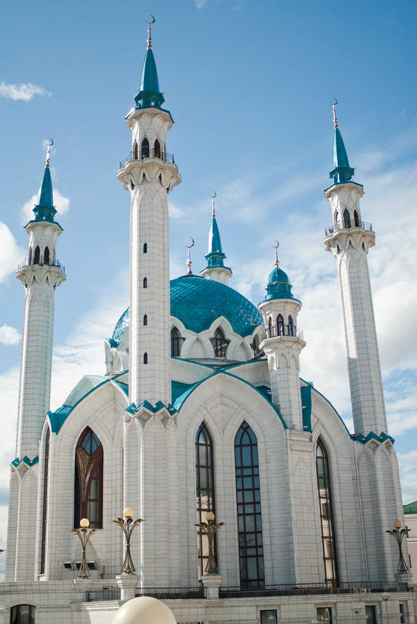 Мечеть подозрительно напоминает ХХС. Казань, Россия
