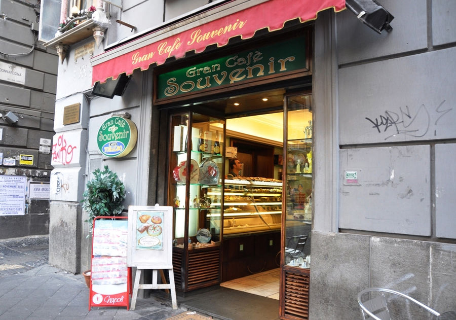 Gran cafe Souvenir Неаполь, Италия