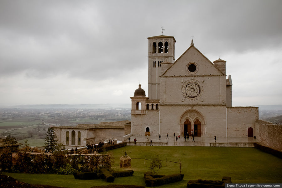 Город святого Франциска Ассизи, Италия