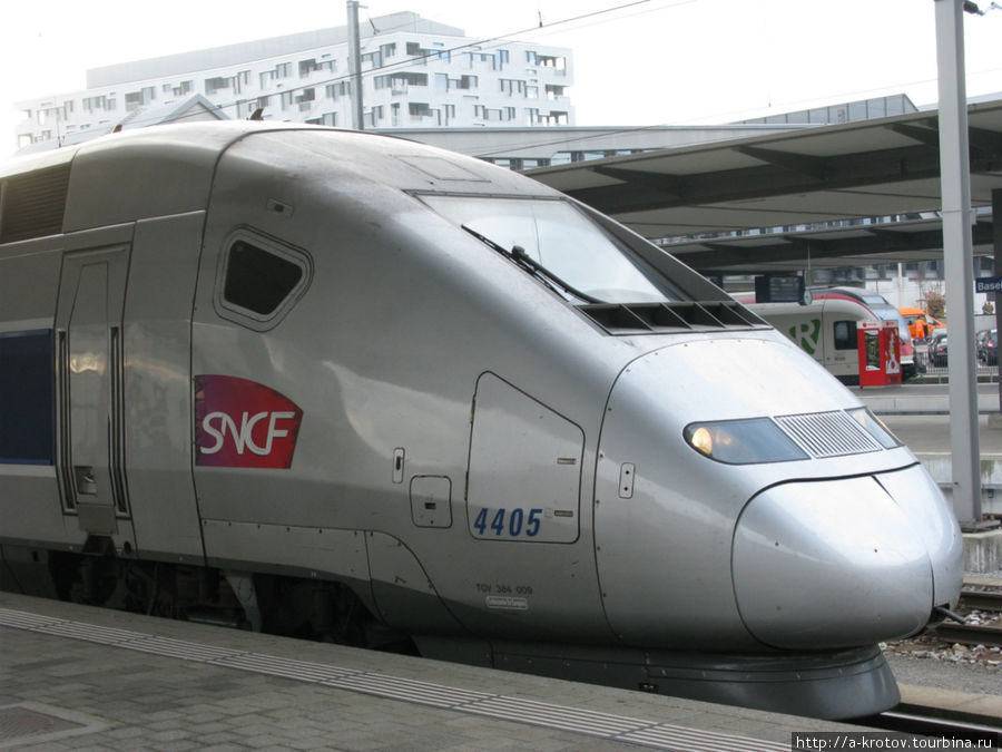 скоростной поезд TGV Париж, Франция