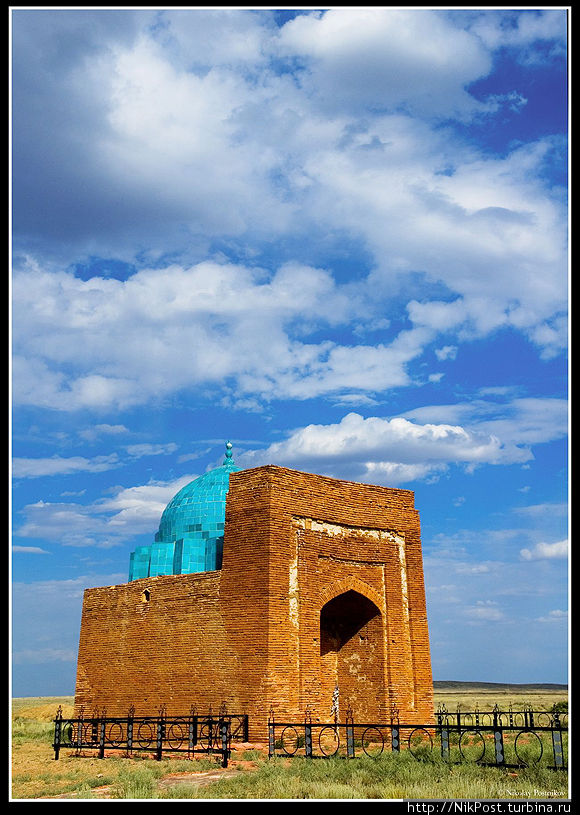 памятник жошы хана. мавзолей джучи-хана памятник. мавзолей джучи хана казахстан. жошы хана. мавзолей джучи-хана карагандинская область.