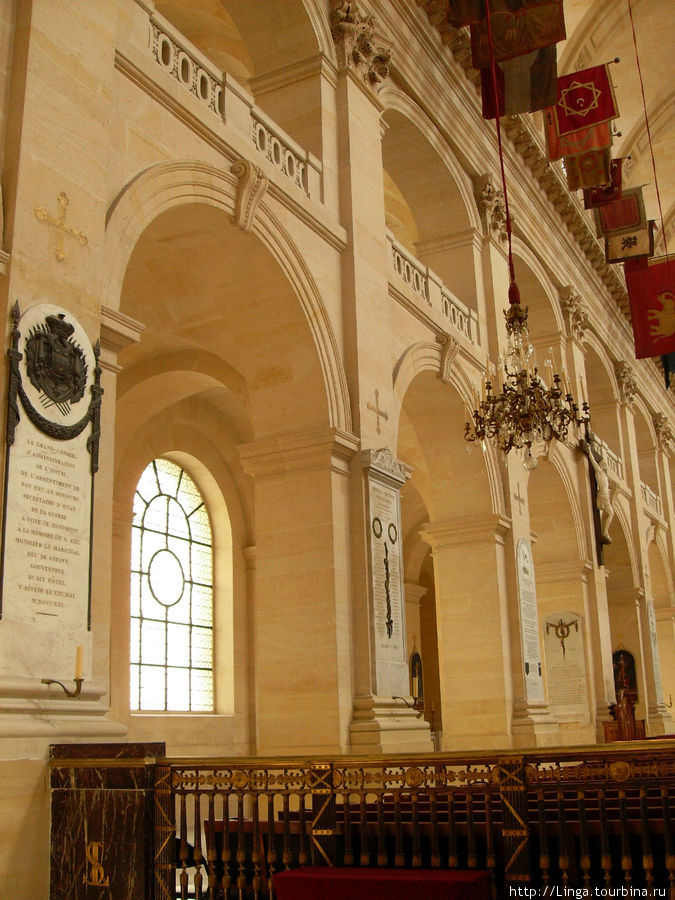 Церковь Святого Людовика в Доме инвалидов Париж, Франция