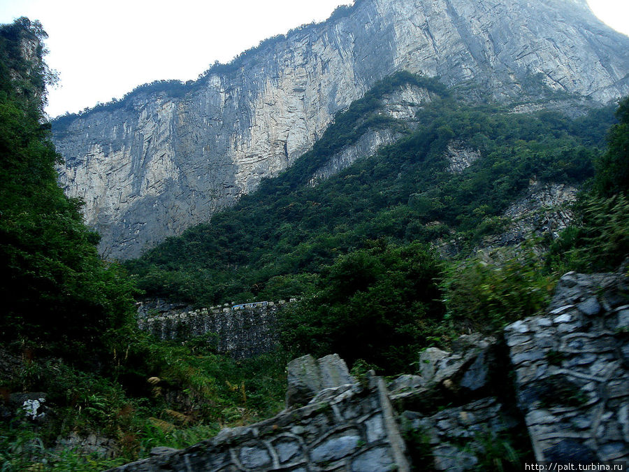 Небесное шоссе к Небесным Вратам Чжанцзяцзе Национальный Лесной Парк (Парк Аватар), Китай