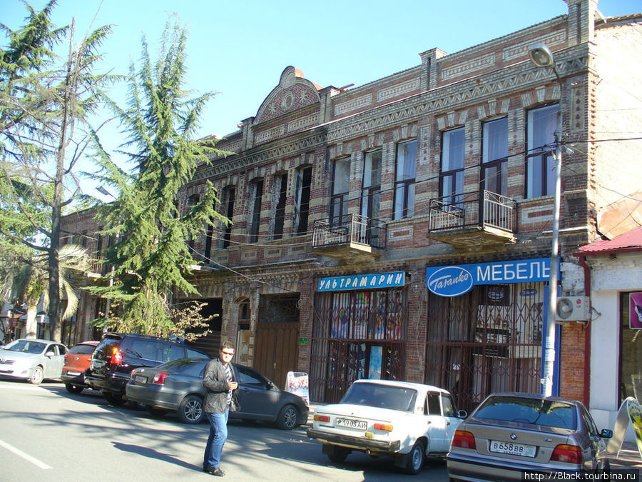 Дом на улице Конфедератов Сухум, Абхазия