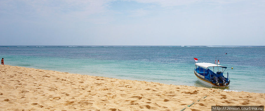 Океанские пляжи на острове Бали Кута, Индонезия