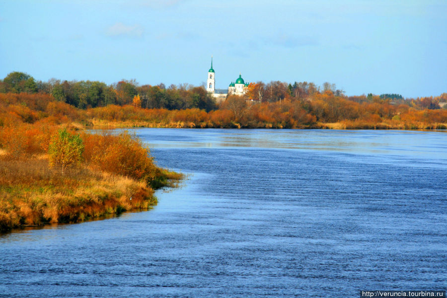 Острова на Паше Старая Слобода, Россия