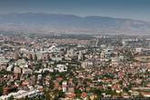 Вид на Скопье сверху, с горы.