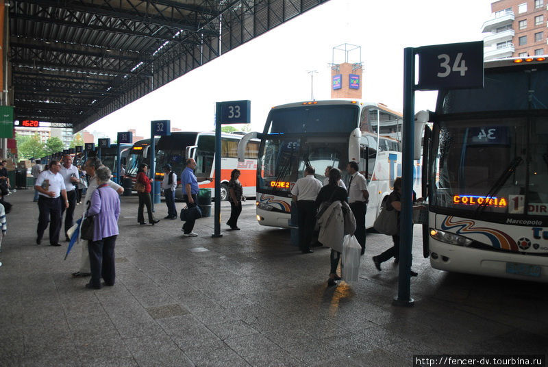 Трес Крусес — автовокзал как аэропорт Монтевидео, Уругвай
