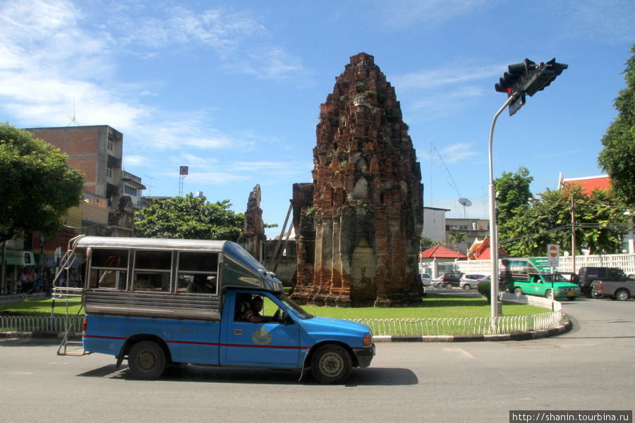 Город руин Лоп-Бури, Таиланд
