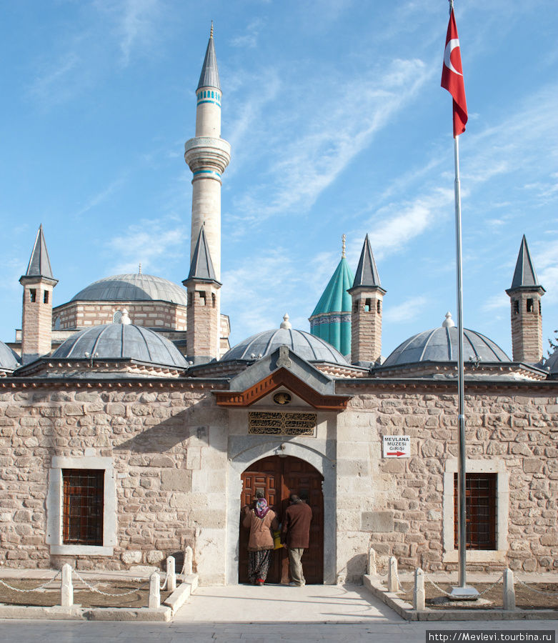 Ритуал кружения дервишей Конья, Турция