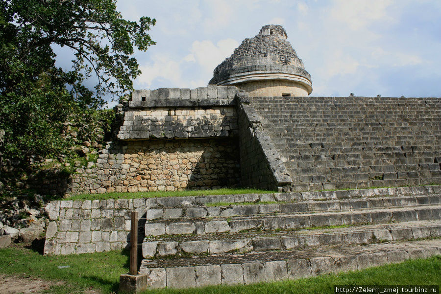 Обсерватория Чичен-Ица город майя, Мексика