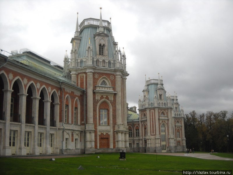 Здание дворца Москва, Россия