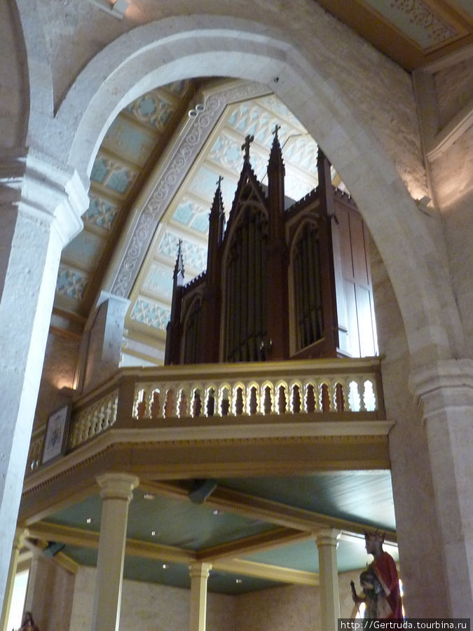 Великолепный орган собора