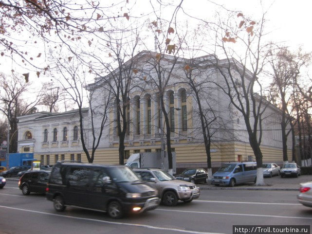 Еще один образчик архитектуры то ли XIX века, то ли удачной стилизации XX Кишинёв, Молдова