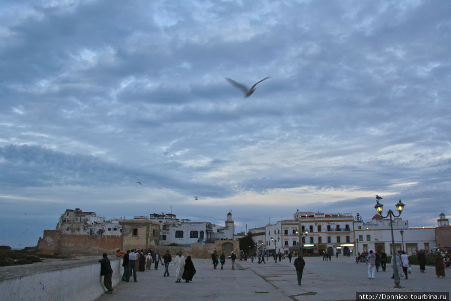 Эссуэйра вечером (2 дня сумашедших закатов) Эссуэйра, Марокко