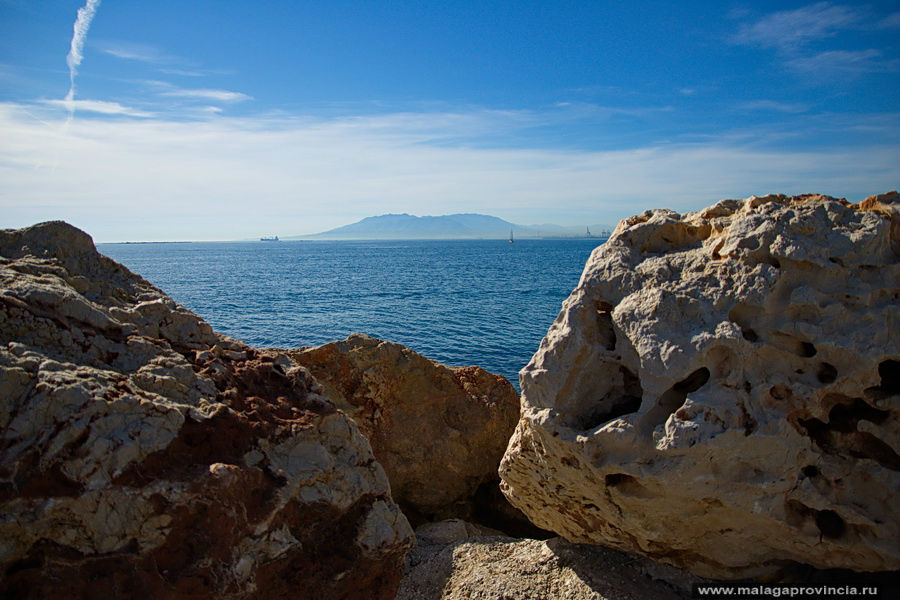 Вдоль по линии береговой Малага, Испания