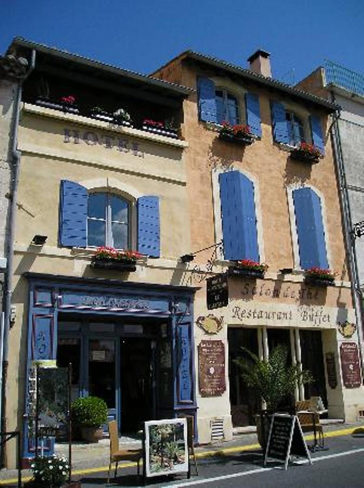 Отель  Le Calendal.