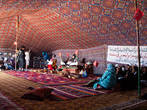 В одной из палаток проводили какие-то мероприятия для местных школьников.