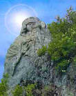 Фигура Божьей Матери в скале на острове Патмос.