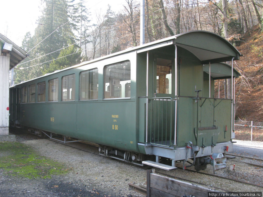 старый вагон в депо Листаль, Швейцария