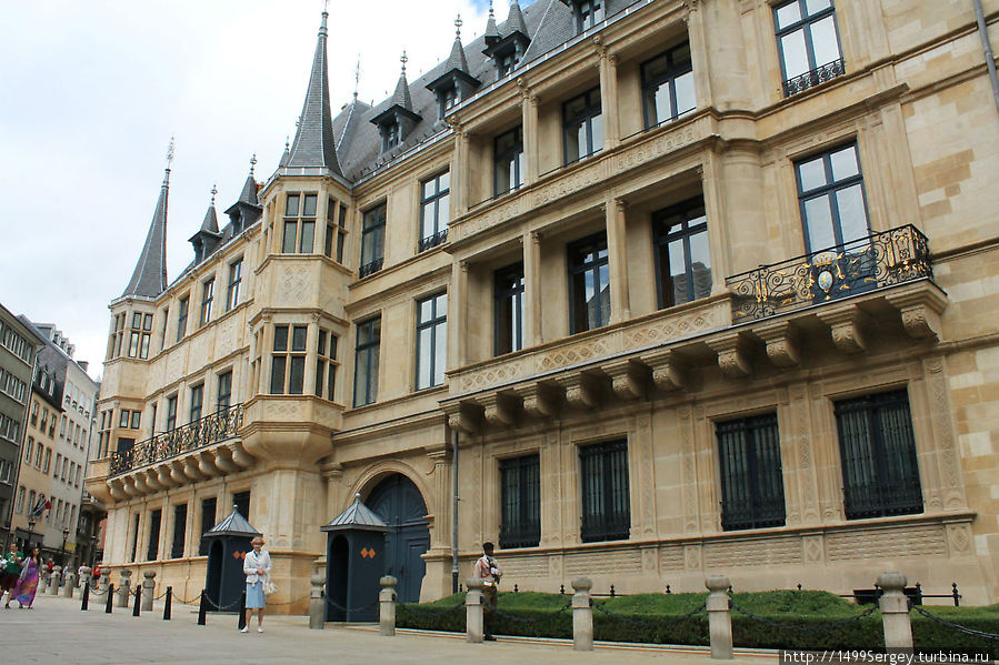 Дворец великих герцогов люксембург фото
