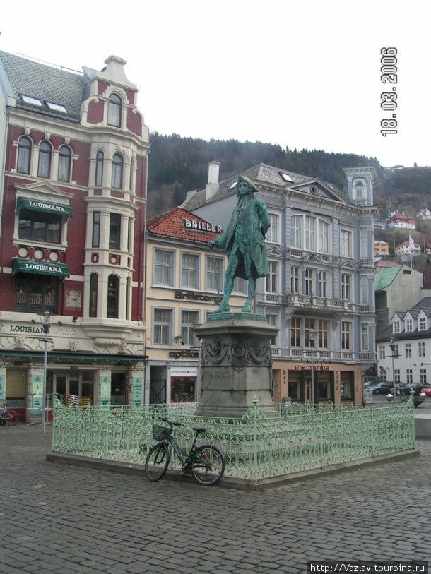 Памятник Людвигу Хольбергу / Holbergstatuen