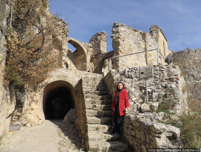 Замок святого Иллариона Святого Иллариона замок, Турецкая Республика Северного Кипра