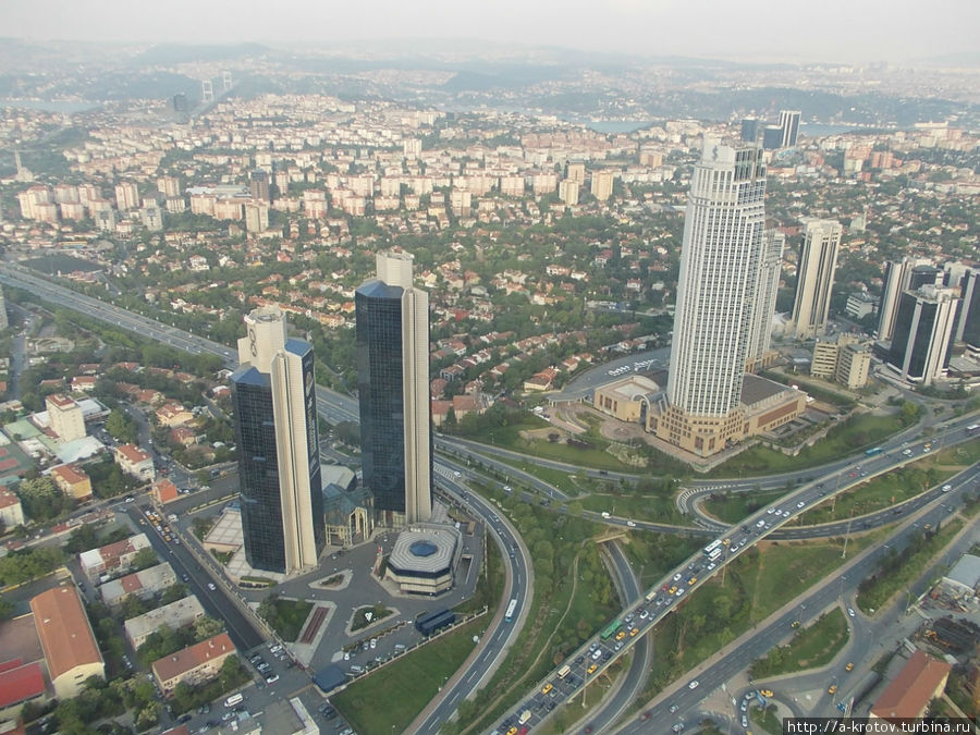 вид с крыши 56 этажа Стамбул, Турция