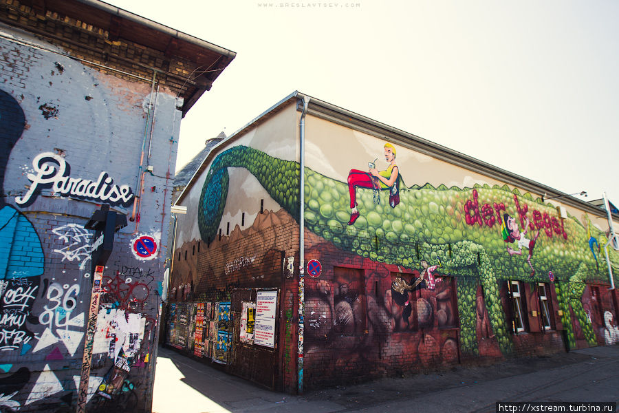 Старое вагонное депо — еще одно красивое неформальное местечко в Берлине, достойное посещения:) Берлин, Германия