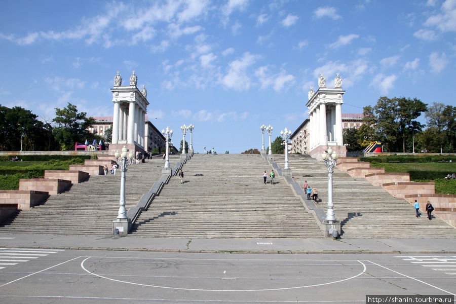 Просто гигантская лестница Волгоград, Россия