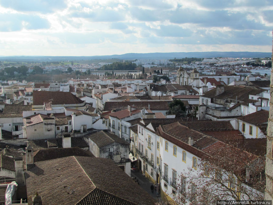 панорама города Эвора, Португалия