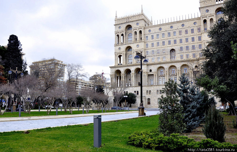 Баку - город ветров, огней и контрастов Баку, Азербайджан