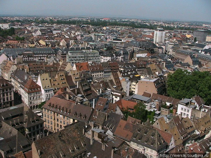 Страсбургский собор:328 ступеней вверх Страсбург, Франция