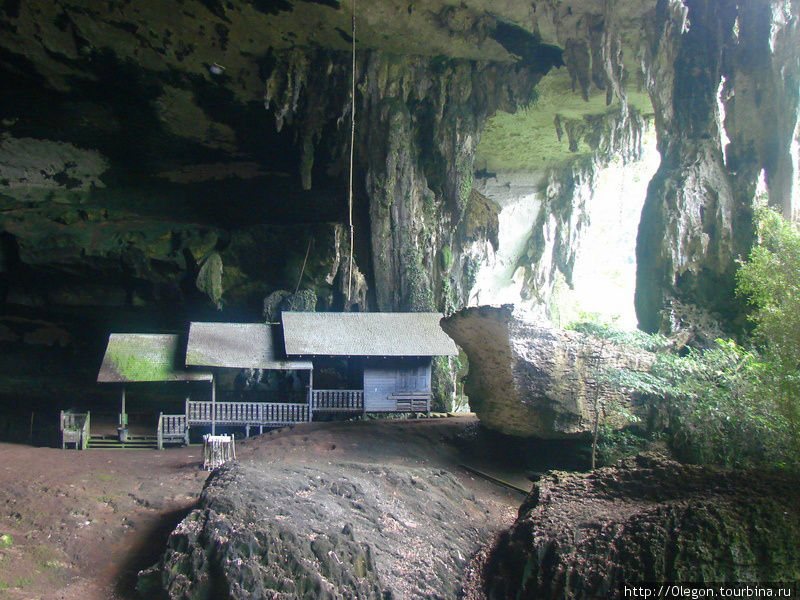 Дом первобытных людей- пещеры Ниах