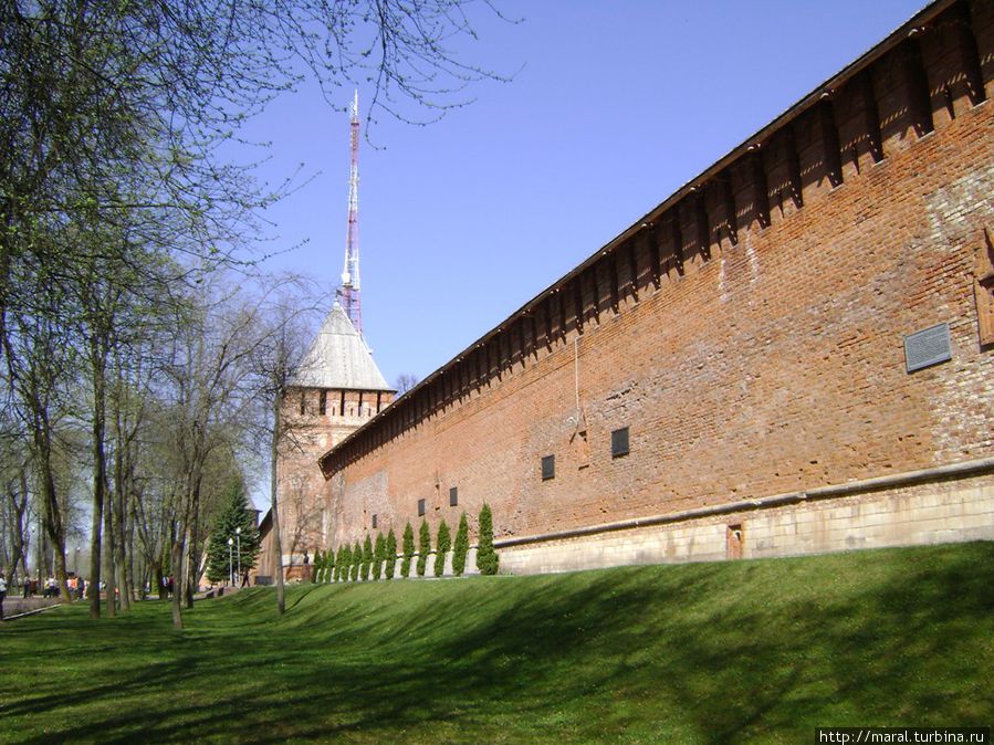 Смоленская крепостная стена имеет высоту до 19 метров Смоленск, Россия